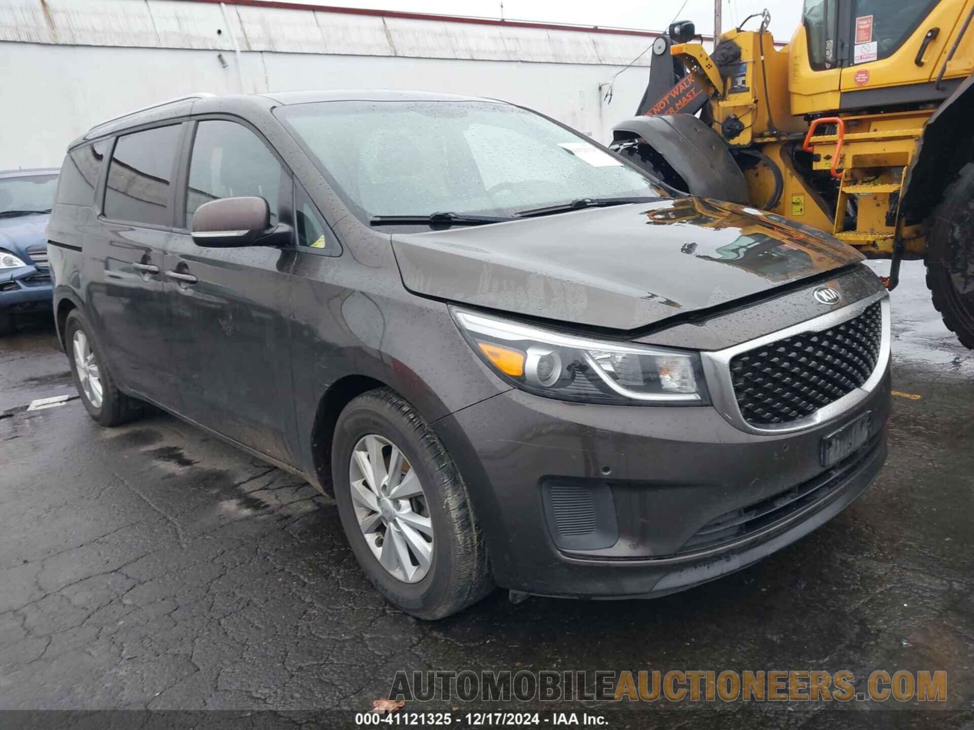 KNDMB5C11H6330896 KIA SEDONA 2017