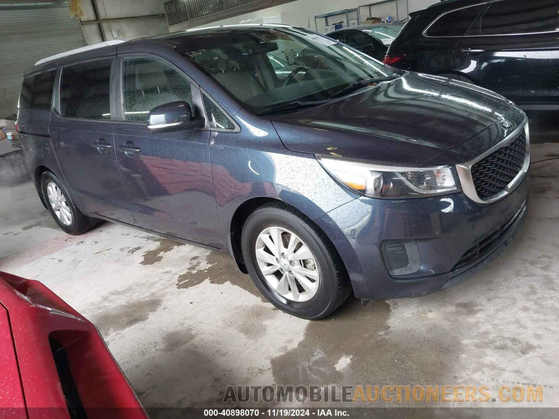 KNDMB5C12F6043144 KIA SEDONA 2015