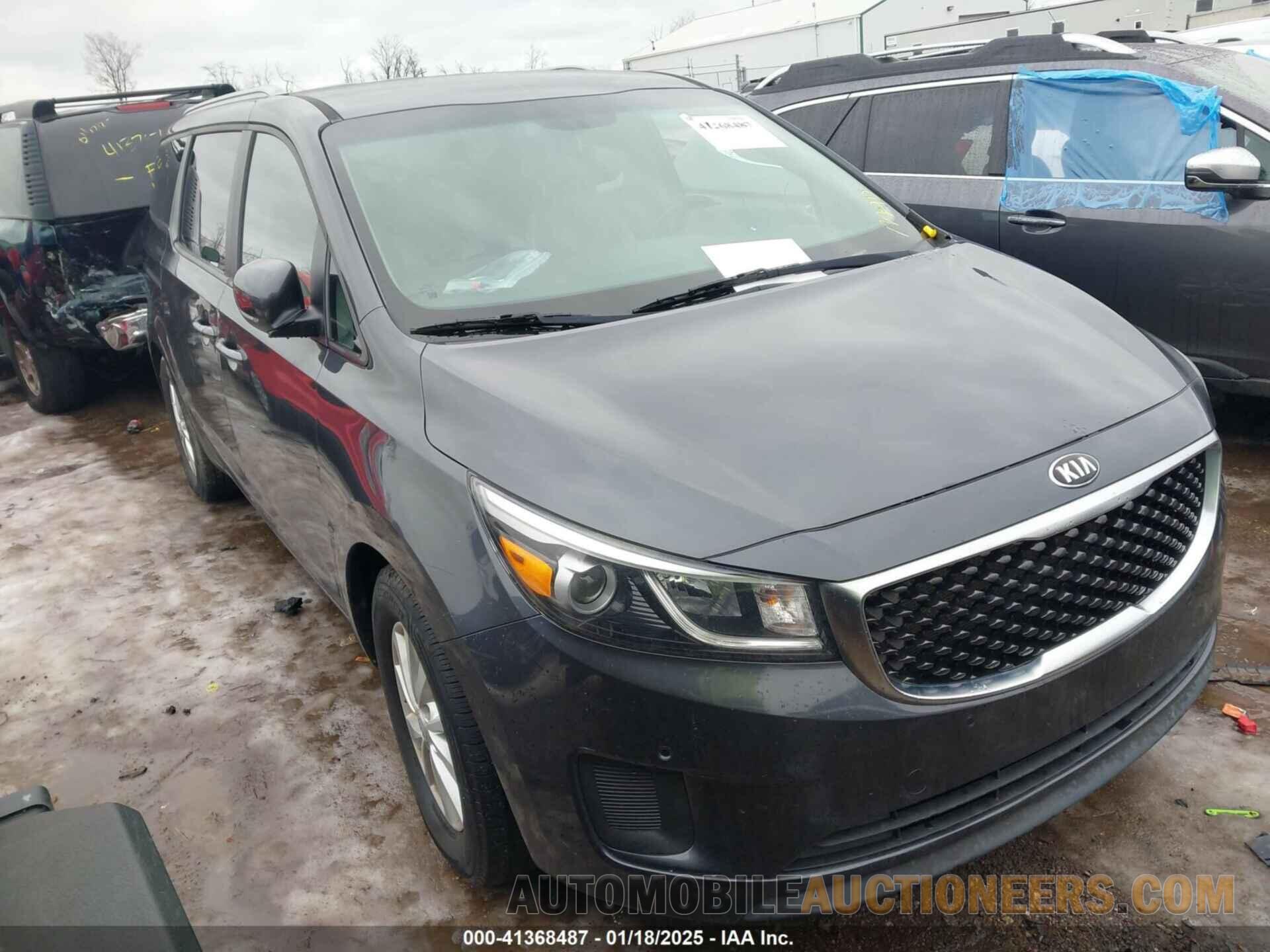 KNDMB5C12H6247364 KIA SEDONA 2017