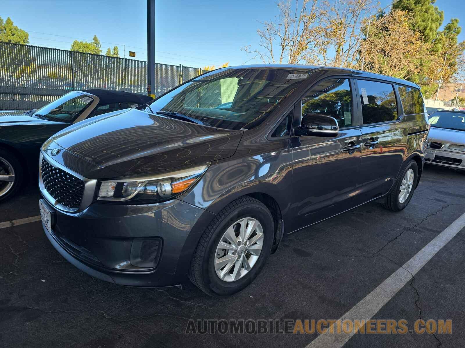 KNDMB5C12H6323052 Kia Sedona 2017