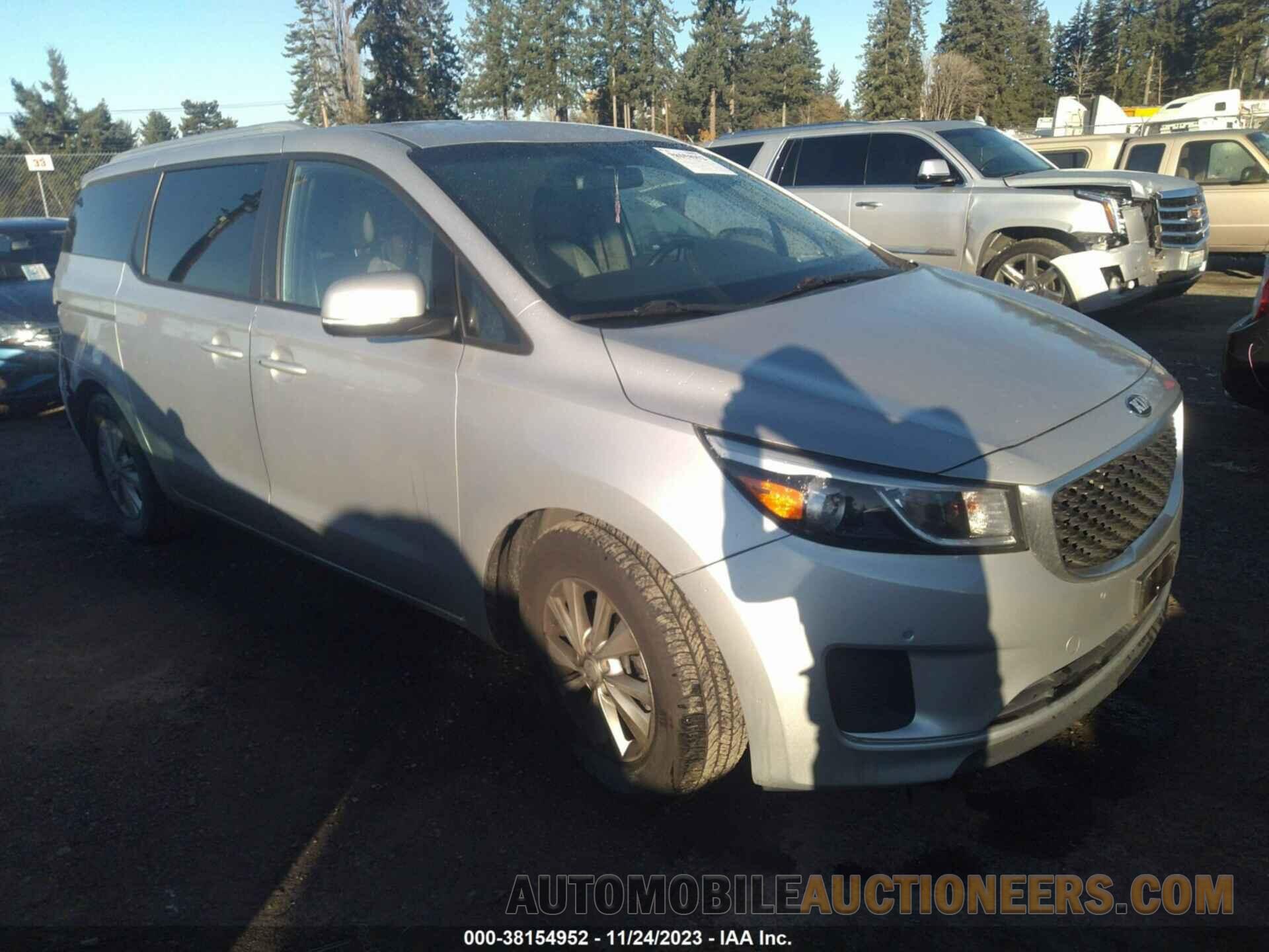 KNDMB5C12J6423819 KIA SEDONA 2018