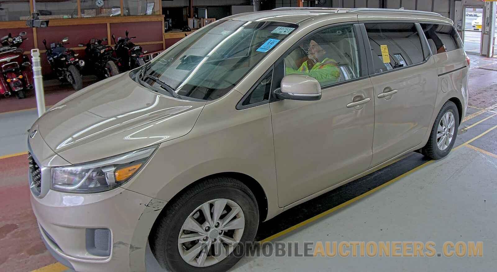 KNDMB5C14F6033229 Kia Sedona 2015