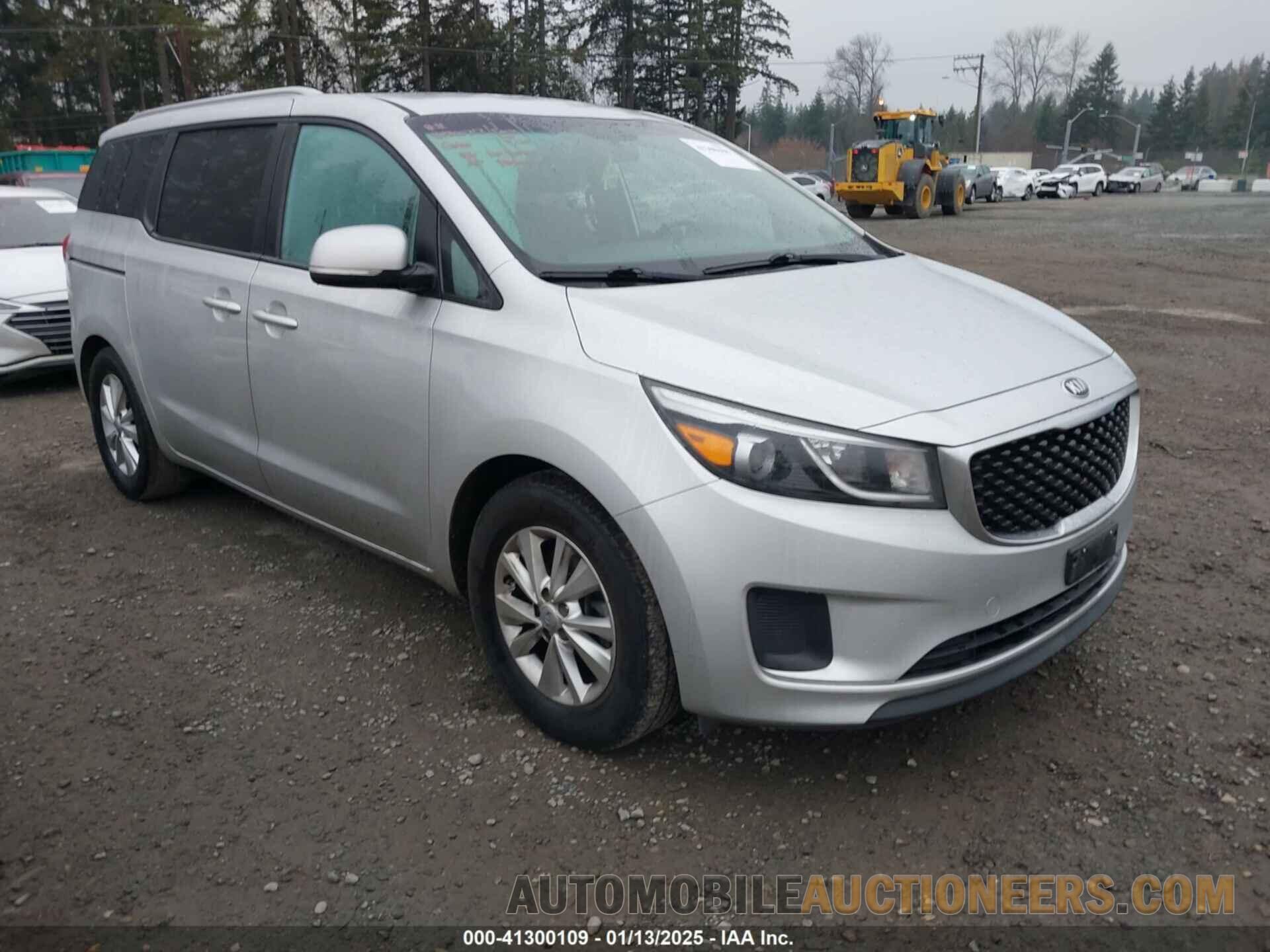 KNDMB5C14G6155896 KIA SEDONA 2016