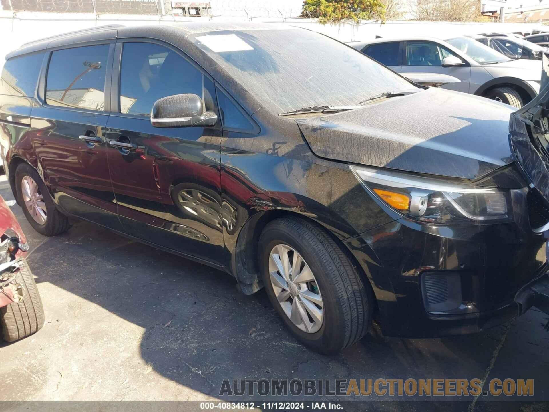 KNDMB5C14H6313154 KIA SEDONA 2017