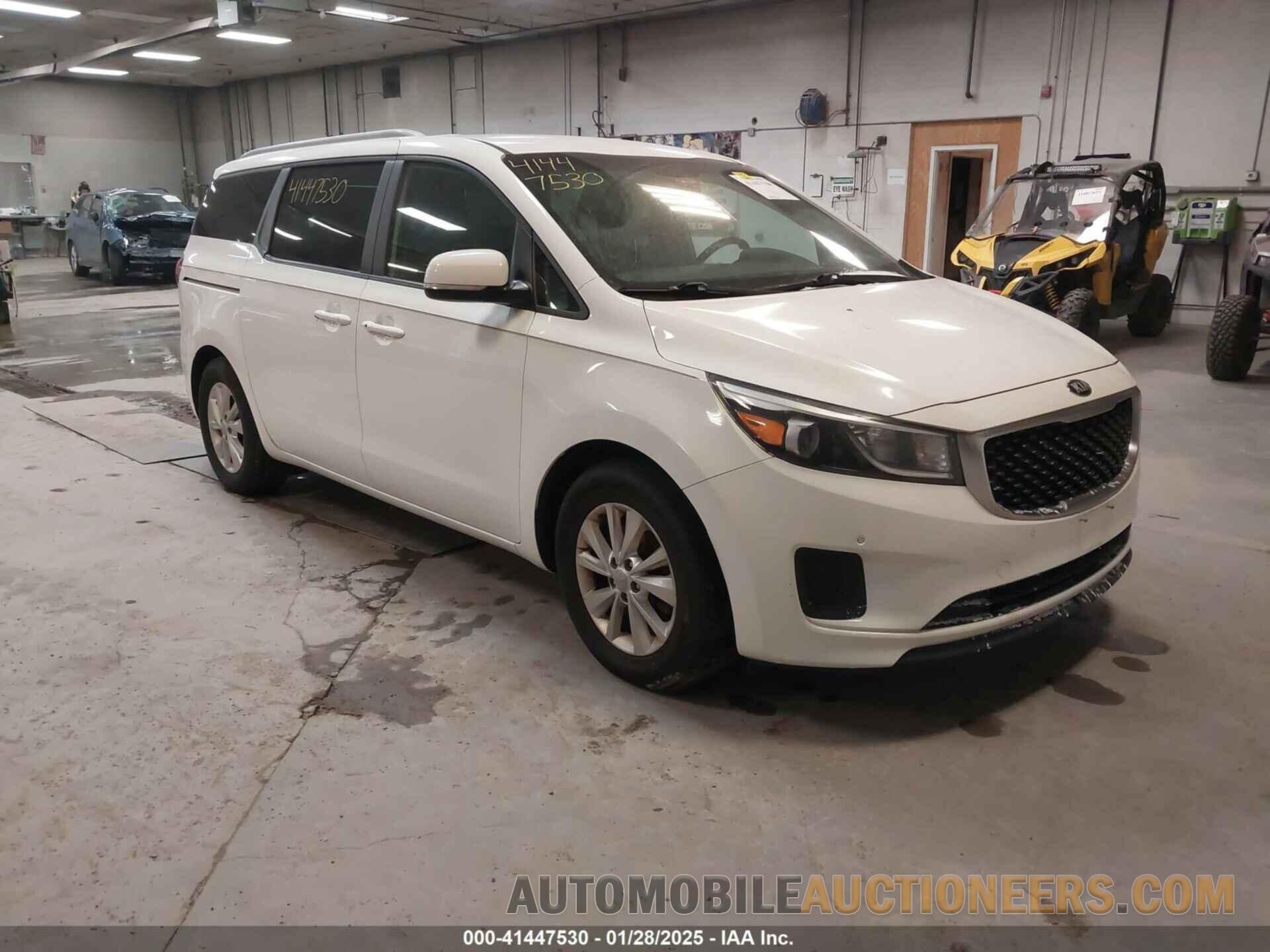 KNDMB5C15H6247049 KIA SEDONA 2017