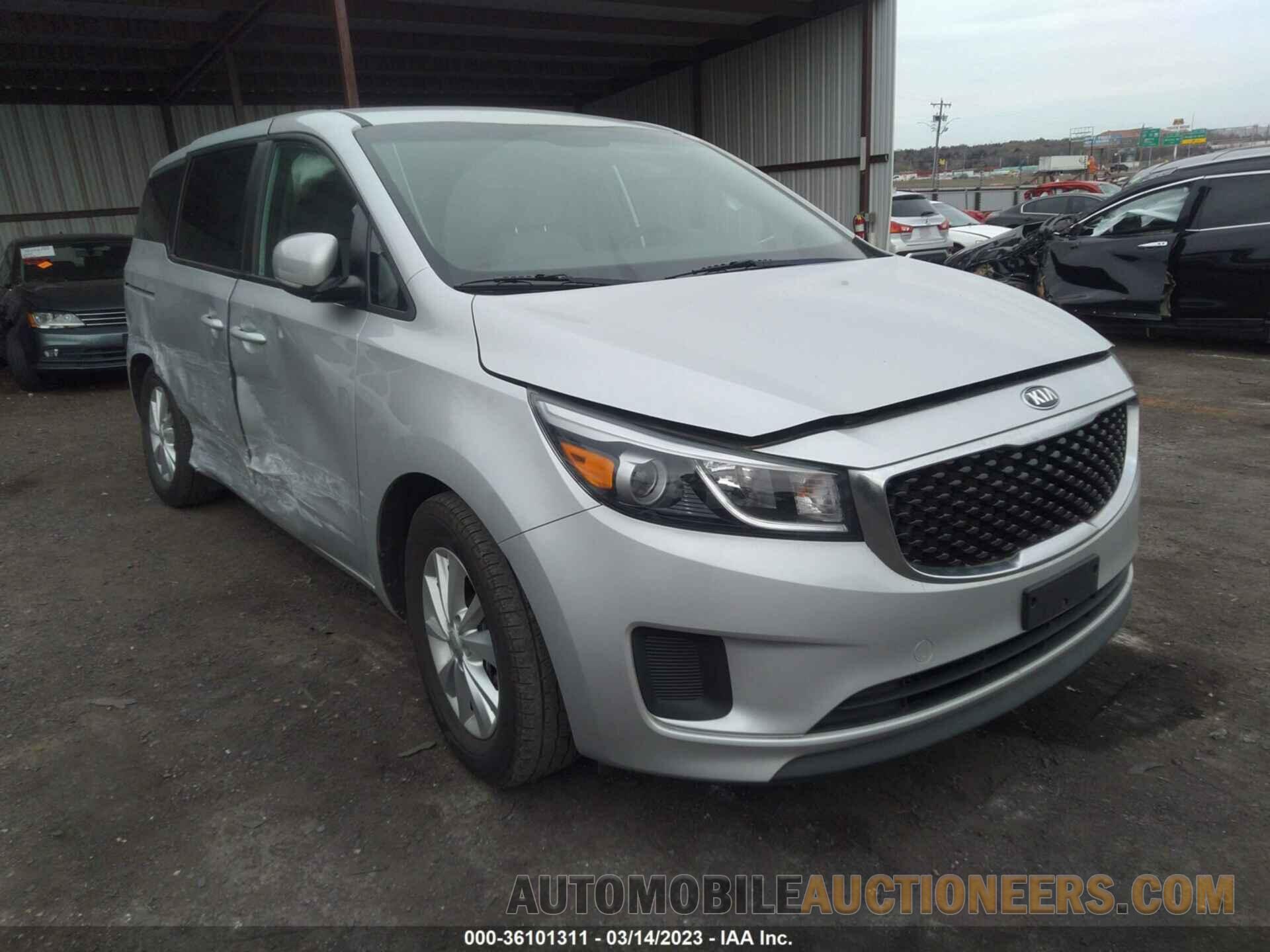 KNDMB5C15J6372848 KIA SEDONA 2018