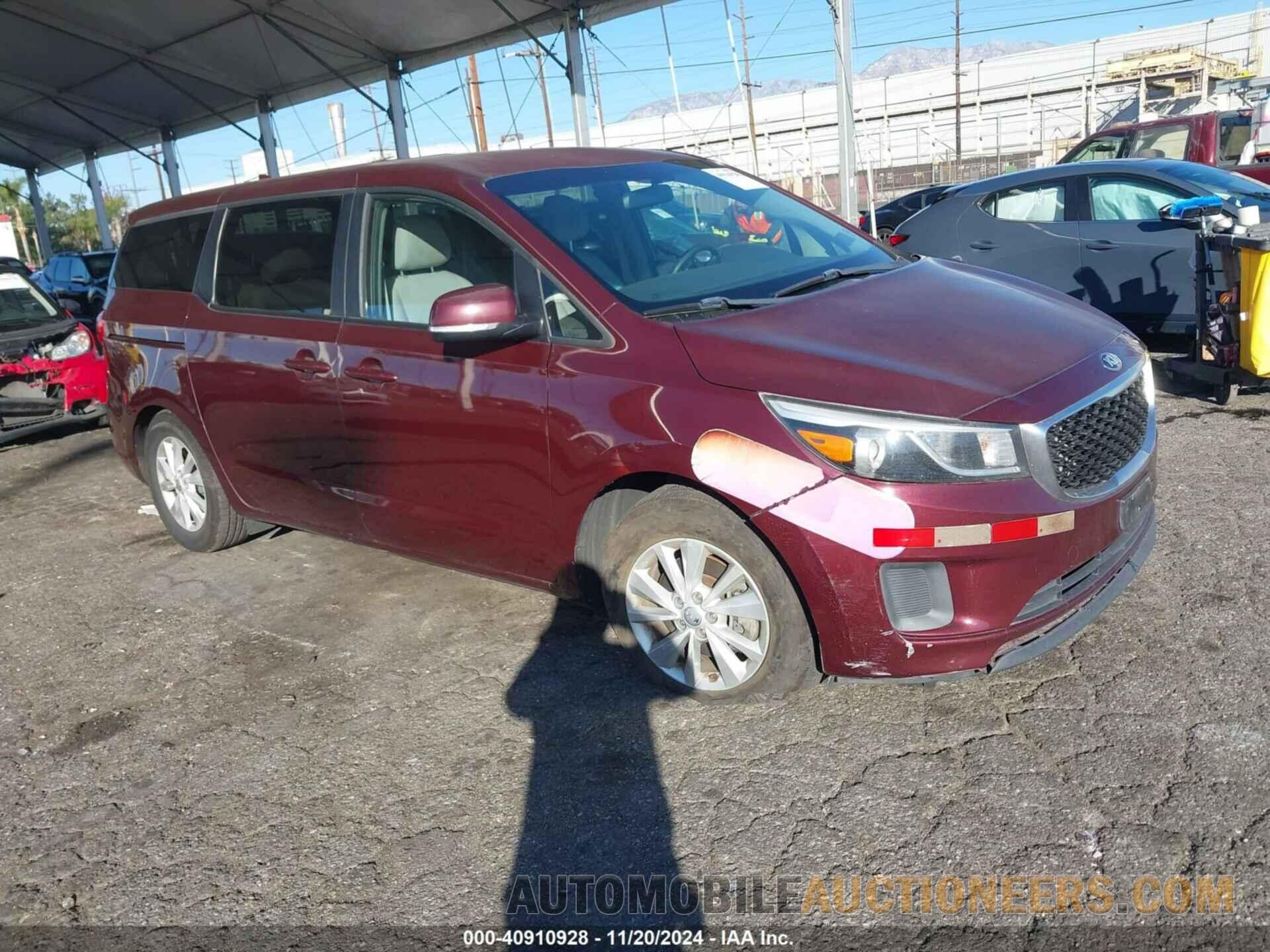 KNDMB5C15J6379184 KIA SEDONA 2018