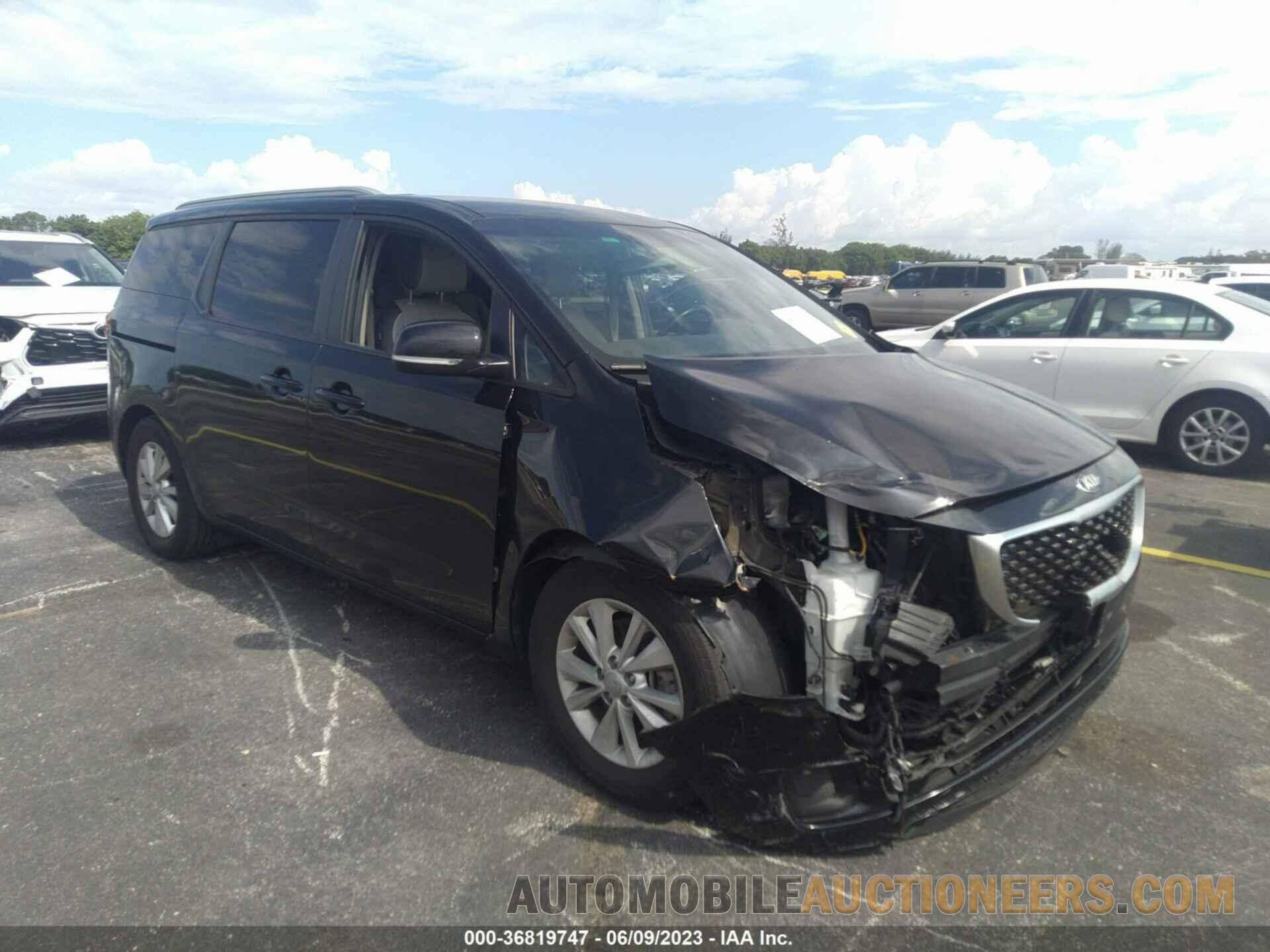 KNDMB5C17J6396326 KIA SEDONA 2018