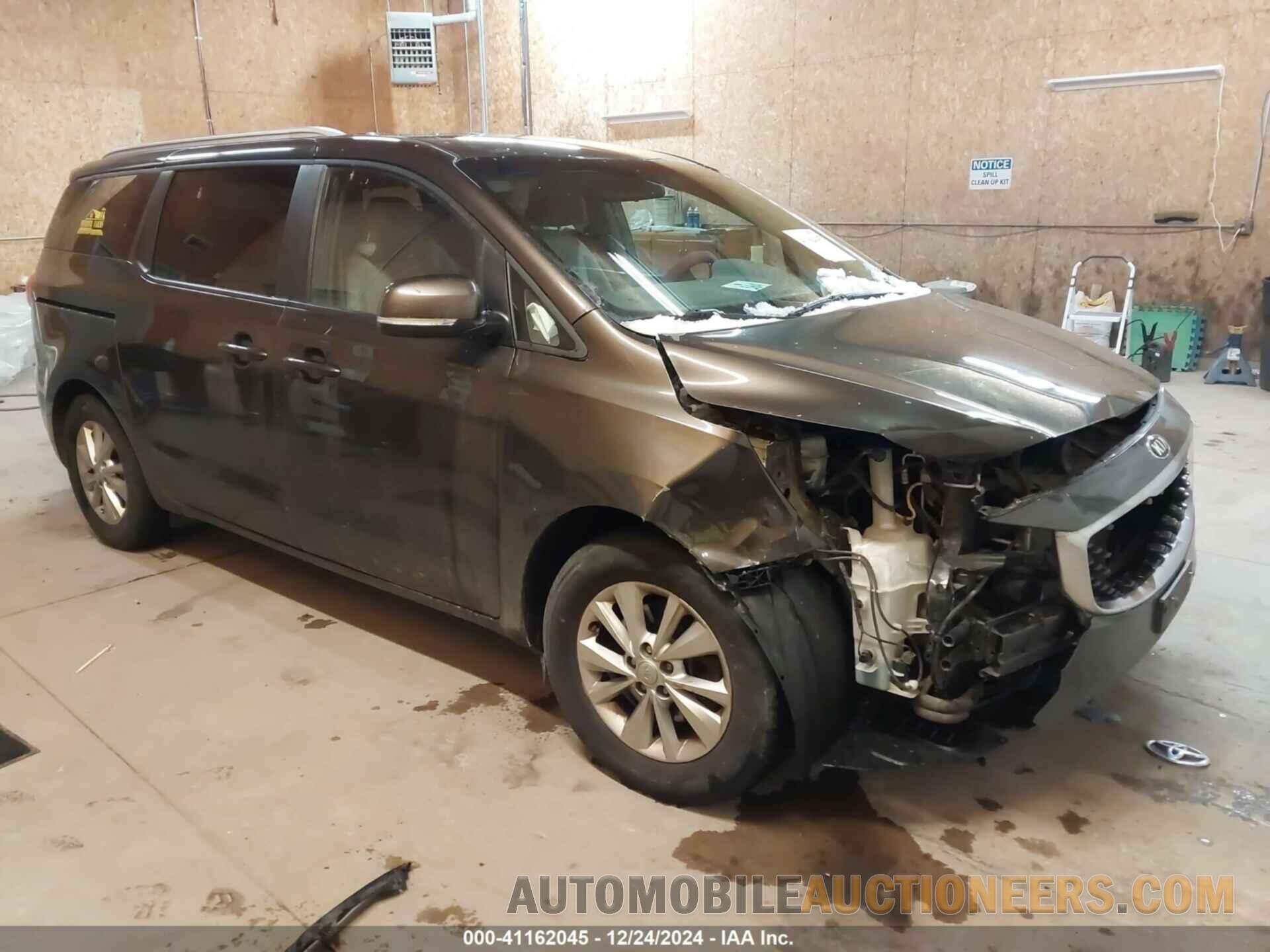 KNDMB5C18F6059090 KIA SEDONA 2015