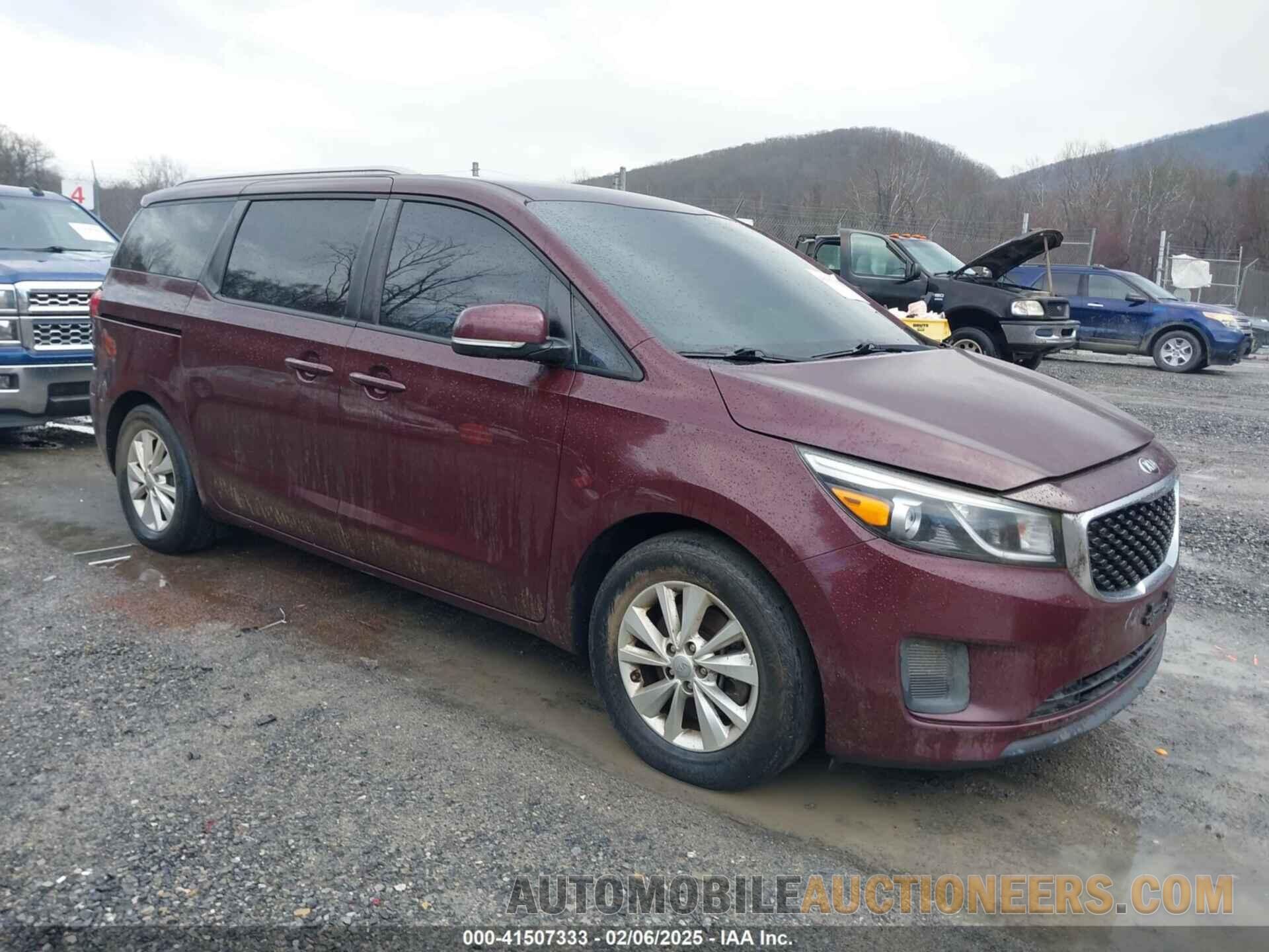 KNDMB5C18G6107835 KIA SEDONA 2016