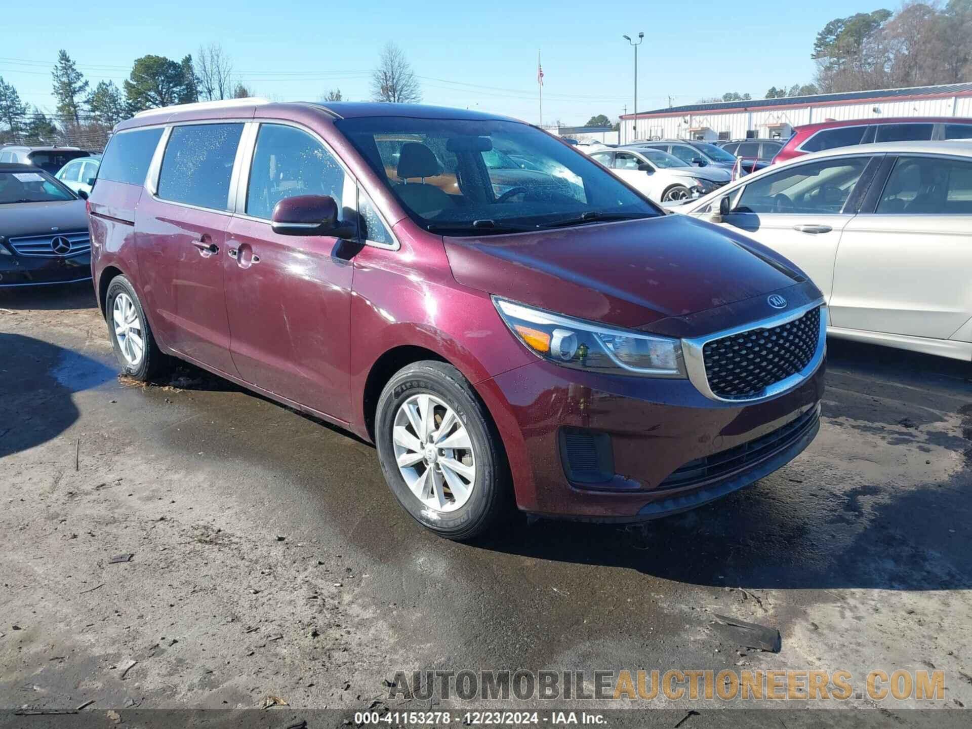 KNDMB5C19F6052133 KIA SEDONA 2015