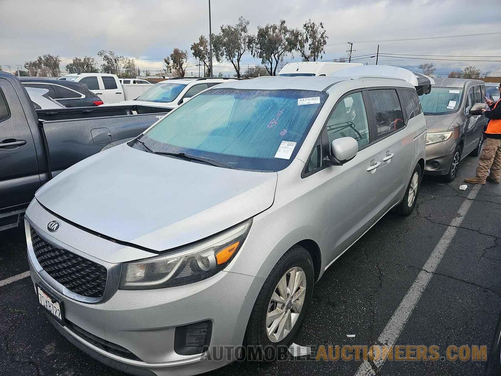 KNDMB5C19F6053900 Kia Sedona 2015