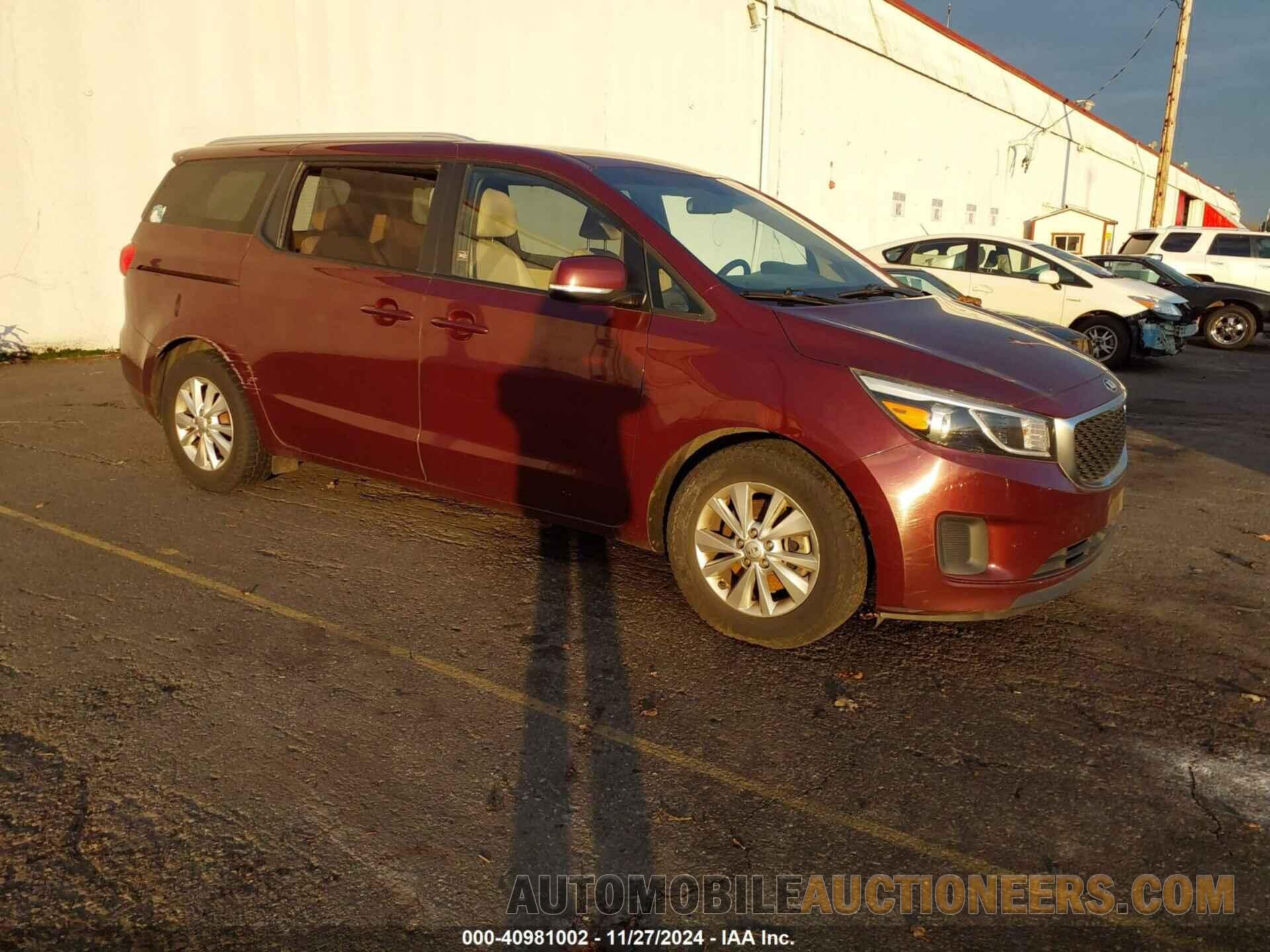 KNDMB5C1XG6086048 KIA SEDONA 2016