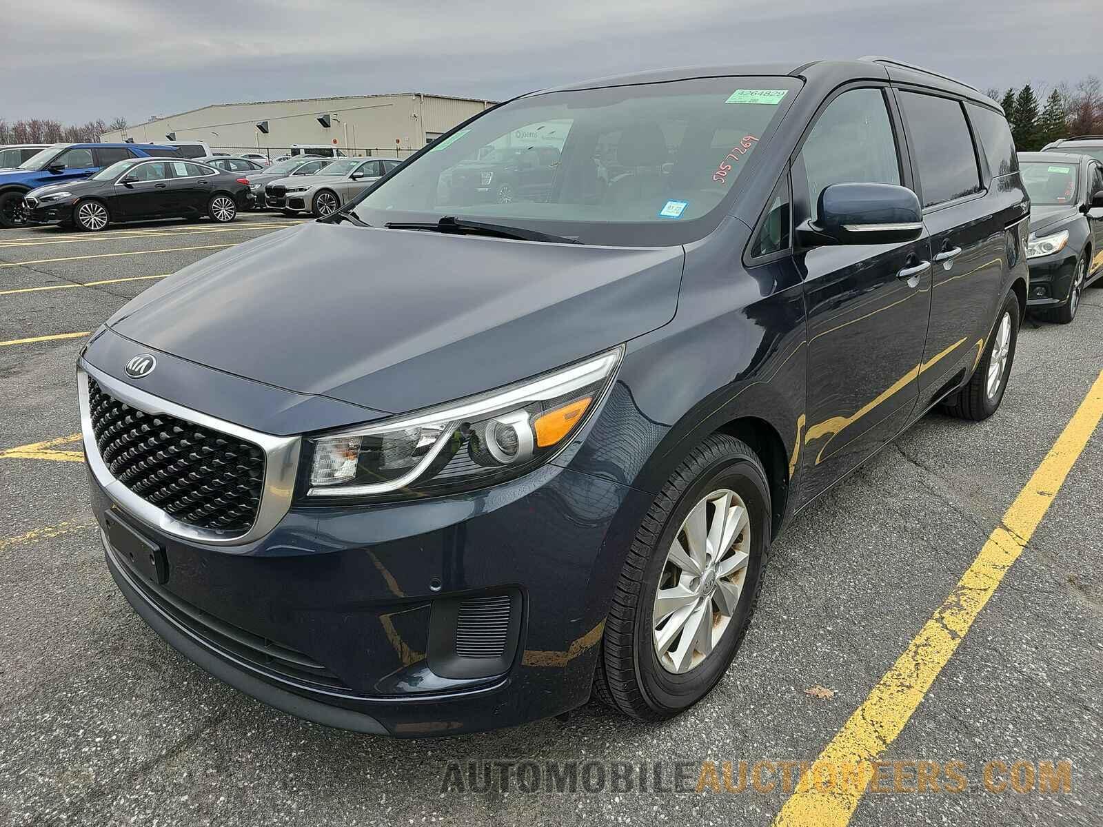 KNDMB5C1XH6240324 Kia Sedona 2017