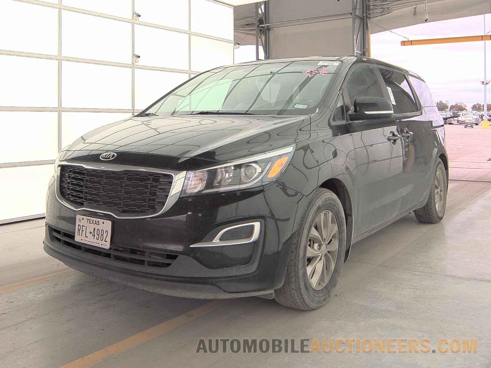 KNDMB5C1XK6540484 Kia Sedona 2019