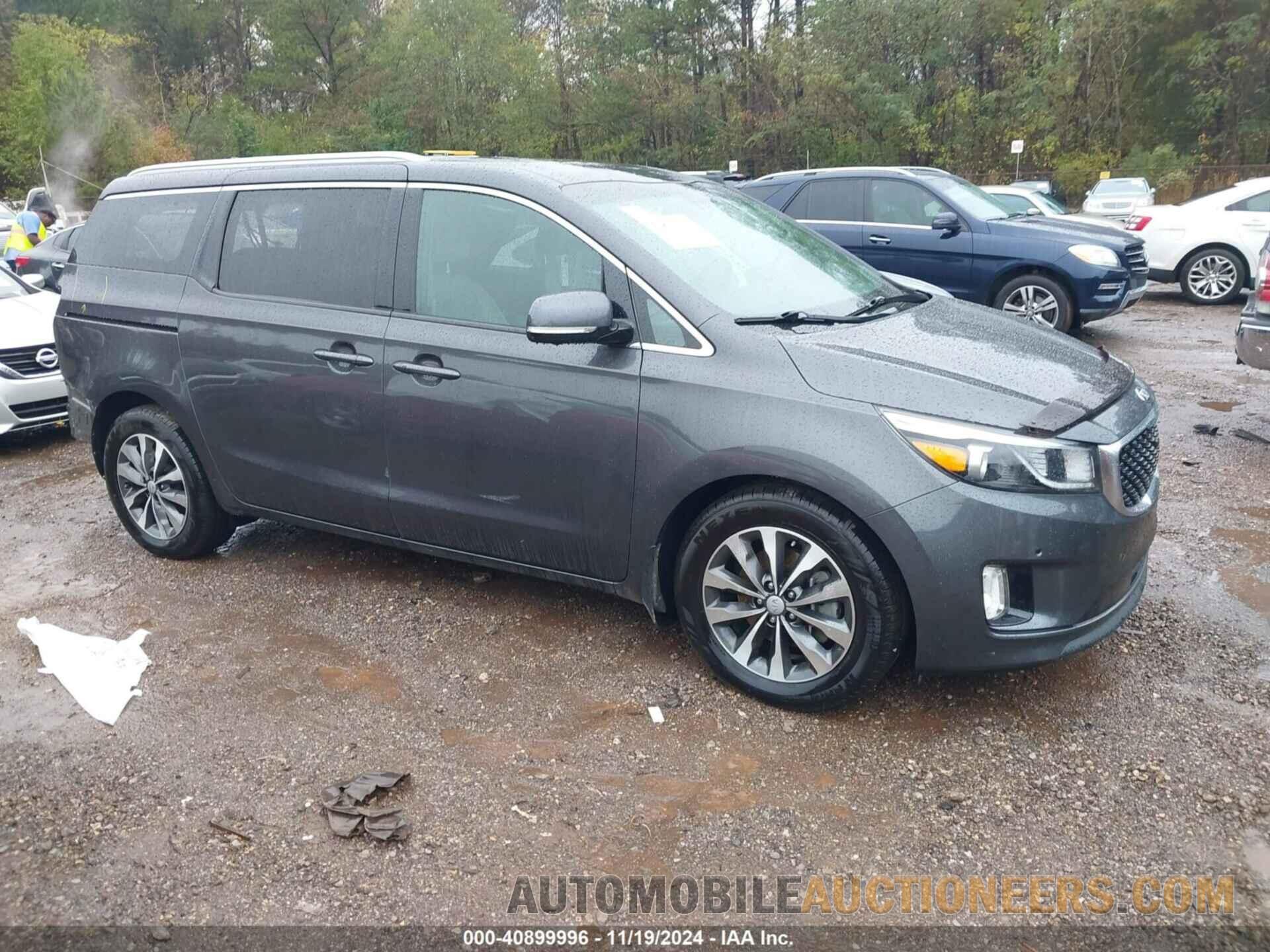 KNDMC5C12J6366678 KIA SEDONA 2018