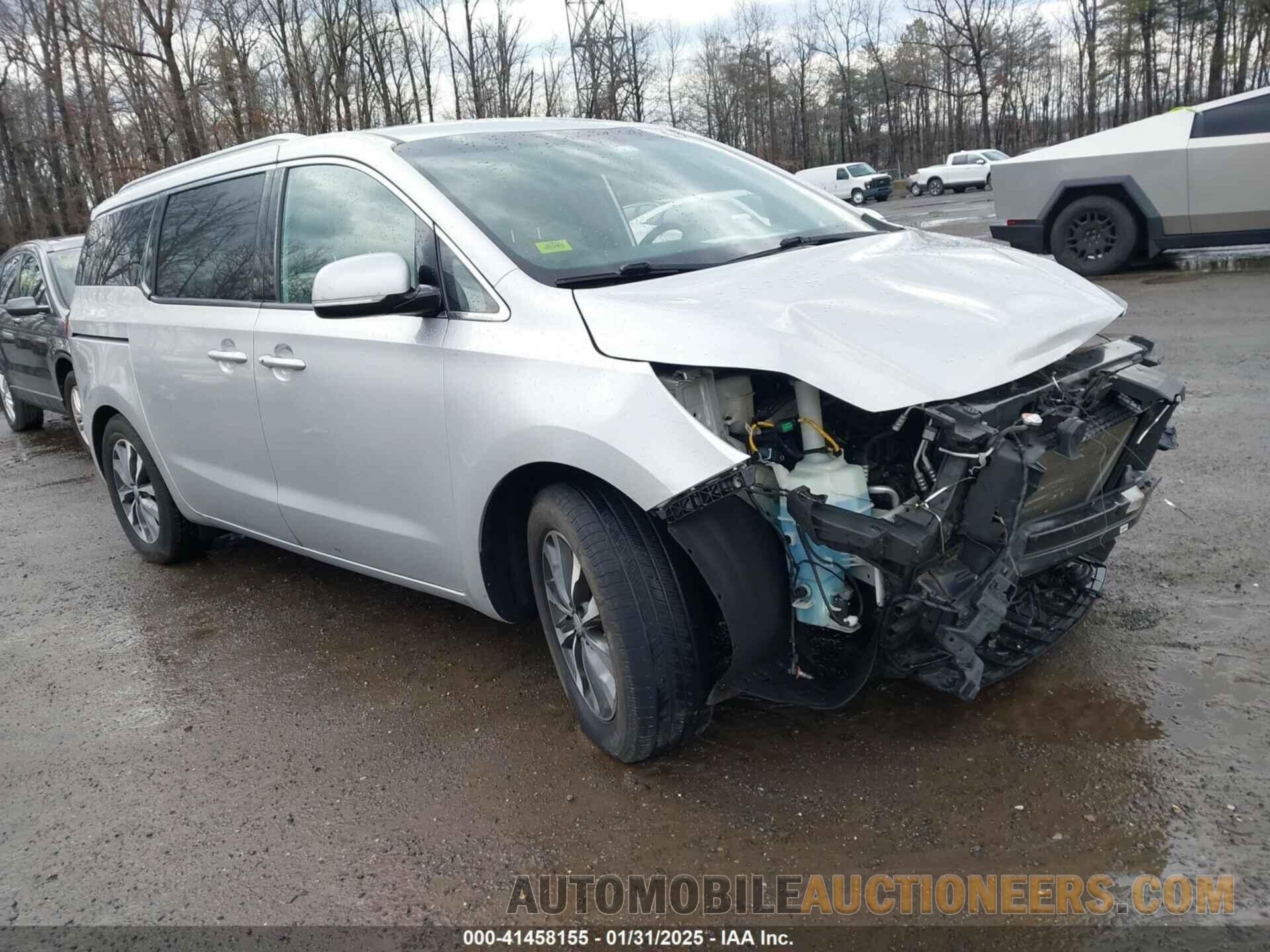 KNDMC5C13G6156874 KIA SEDONA 2016