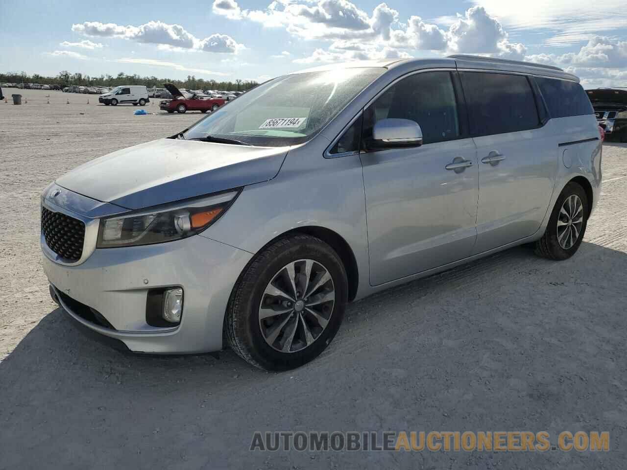 KNDMC5C17J6350489 KIA All Models 2018