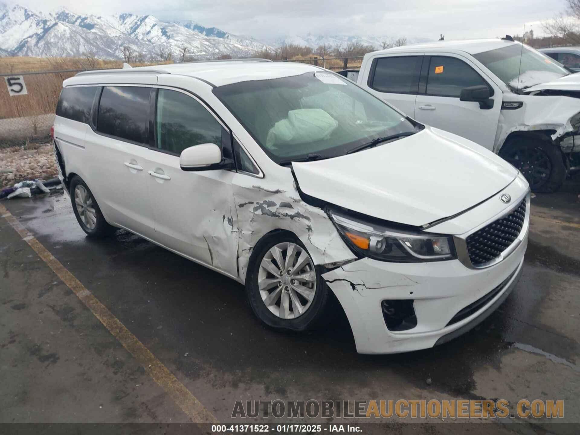 KNDMC5C19J6398270 KIA SEDONA 2018