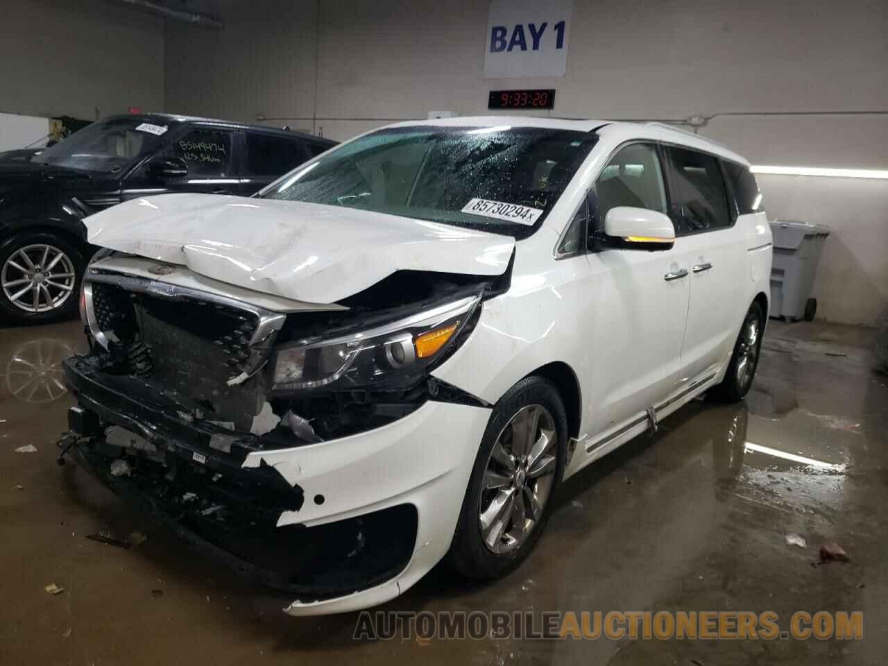 KNDME5C14J6374887 KIA SEDONA 2018