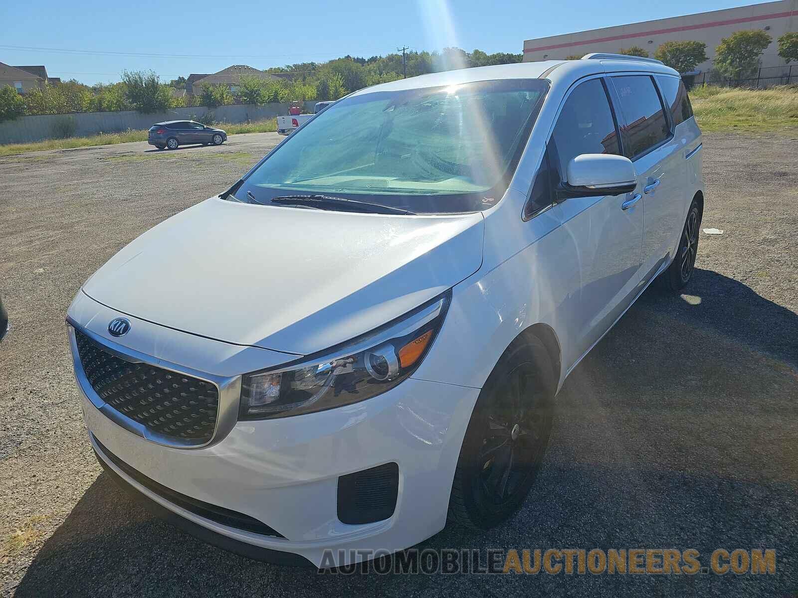 KNDME5C16H6336927 Kia Sedona 2017