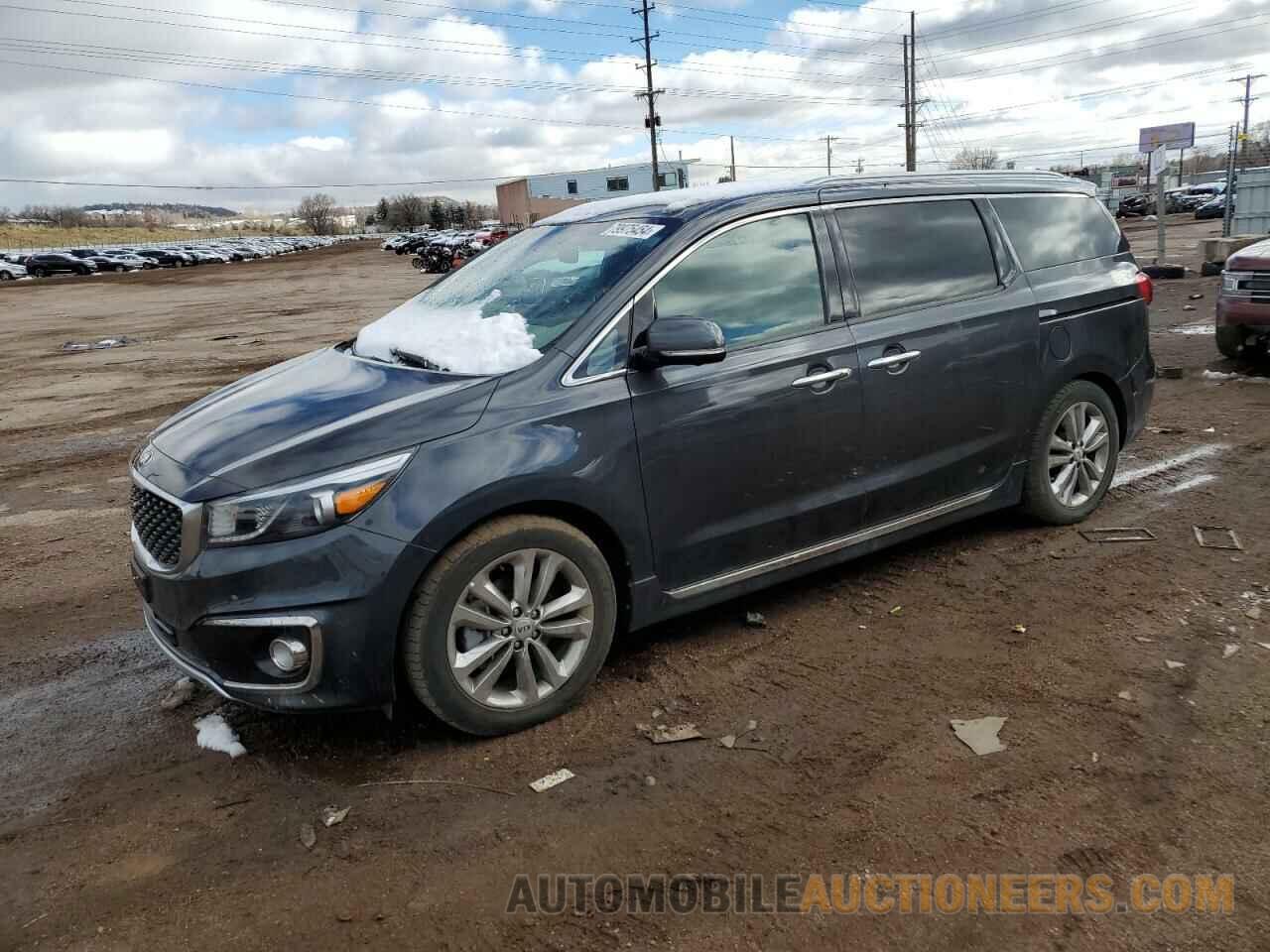 KNDME5C18J6388842 KIA SEDONA 2018