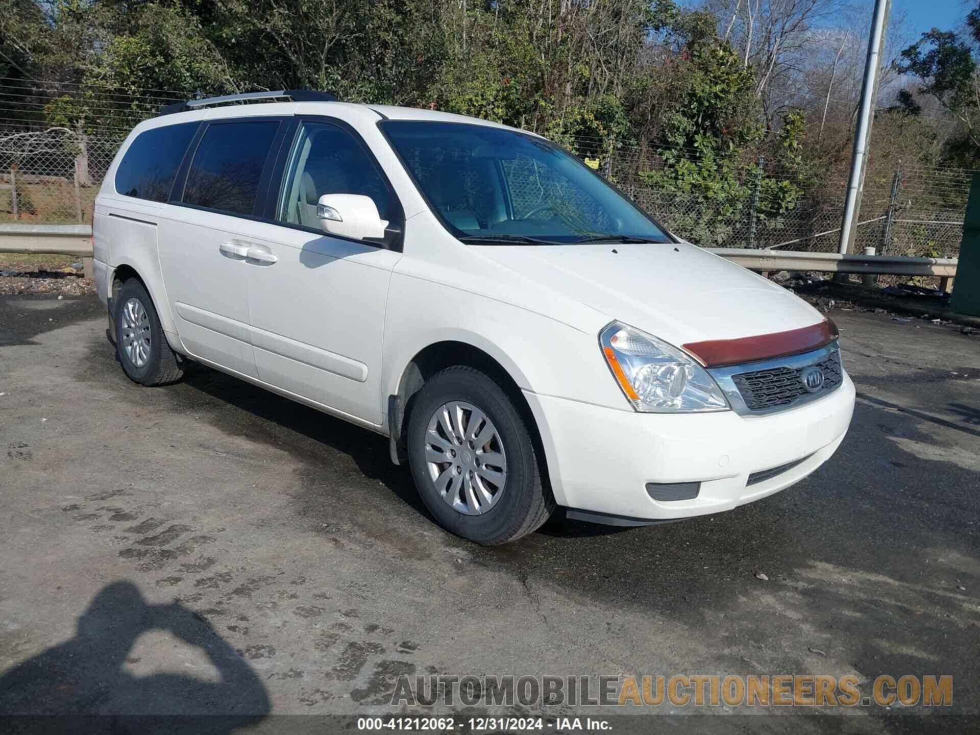 KNDMG4C78C6465740 KIA SEDONA 2012