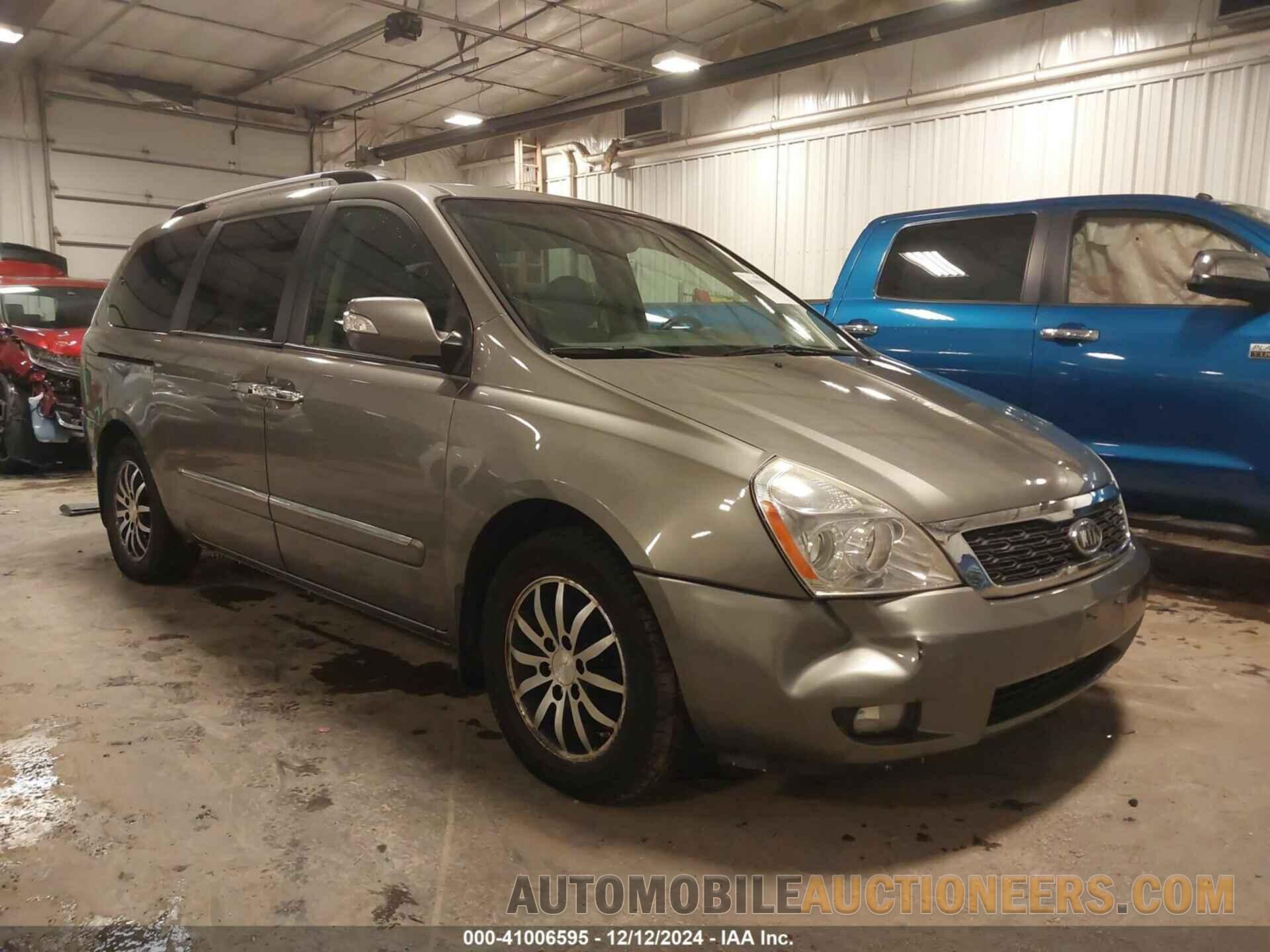 KNDMH4C74C6448365 KIA SEDONA 2012