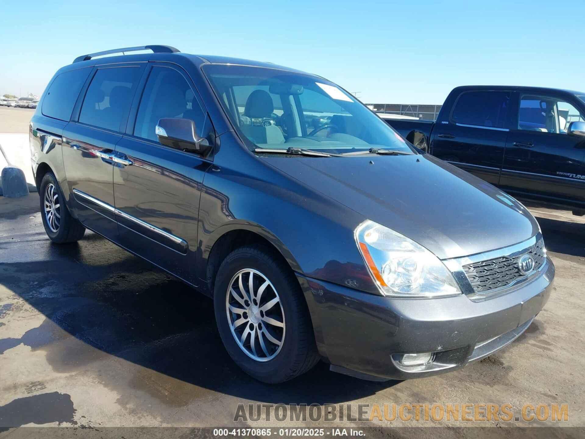 KNDMH4C76C6496479 KIA SEDONA 2012