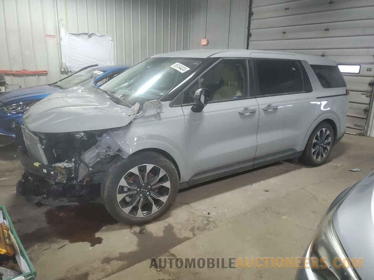 KNDNC5H30R6375745 KIA CARNIVAL E 2024