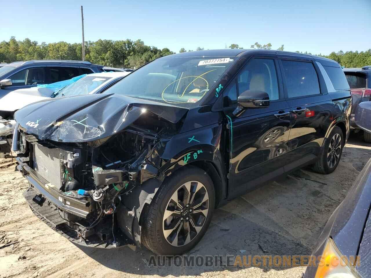 KNDNC5H33R6390899 KIA CARNIVAL E 2024