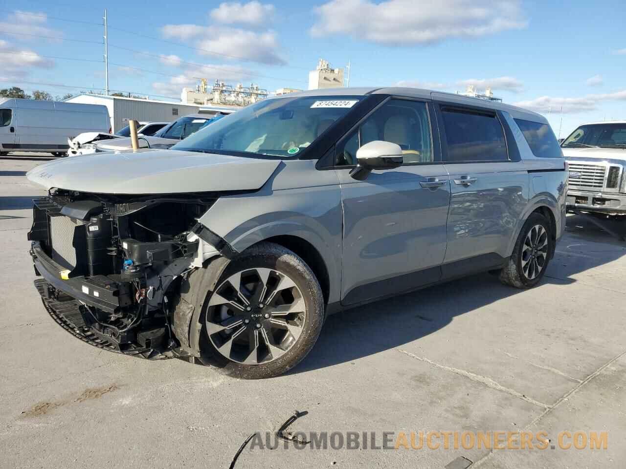 KNDNC5H39R6445131 KIA CARNIVAL E 2024