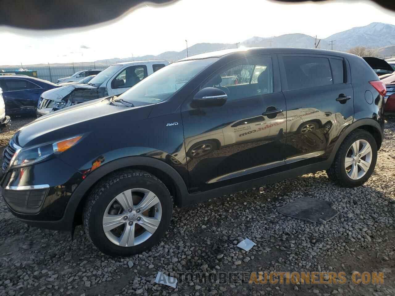 KNDPBCA24D7418990 KIA SPORTAGE 2013