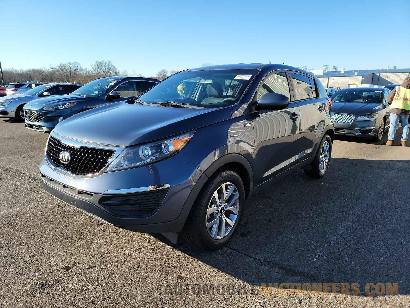 KNDPBCAC1G7803176 Kia Sportage 2016