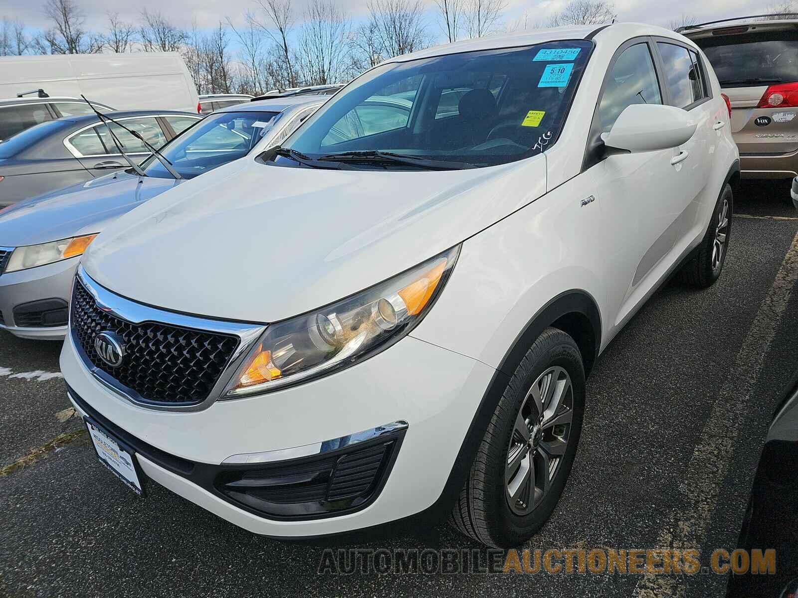 KNDPBCAC7G7803148 Kia Sportage 2016