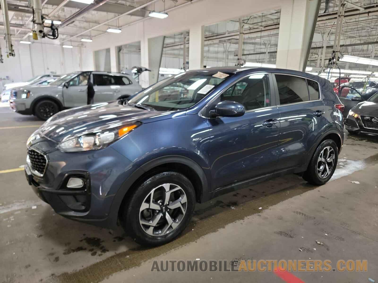 KNDPMCAC1M7912985 Kia Sportage 2021