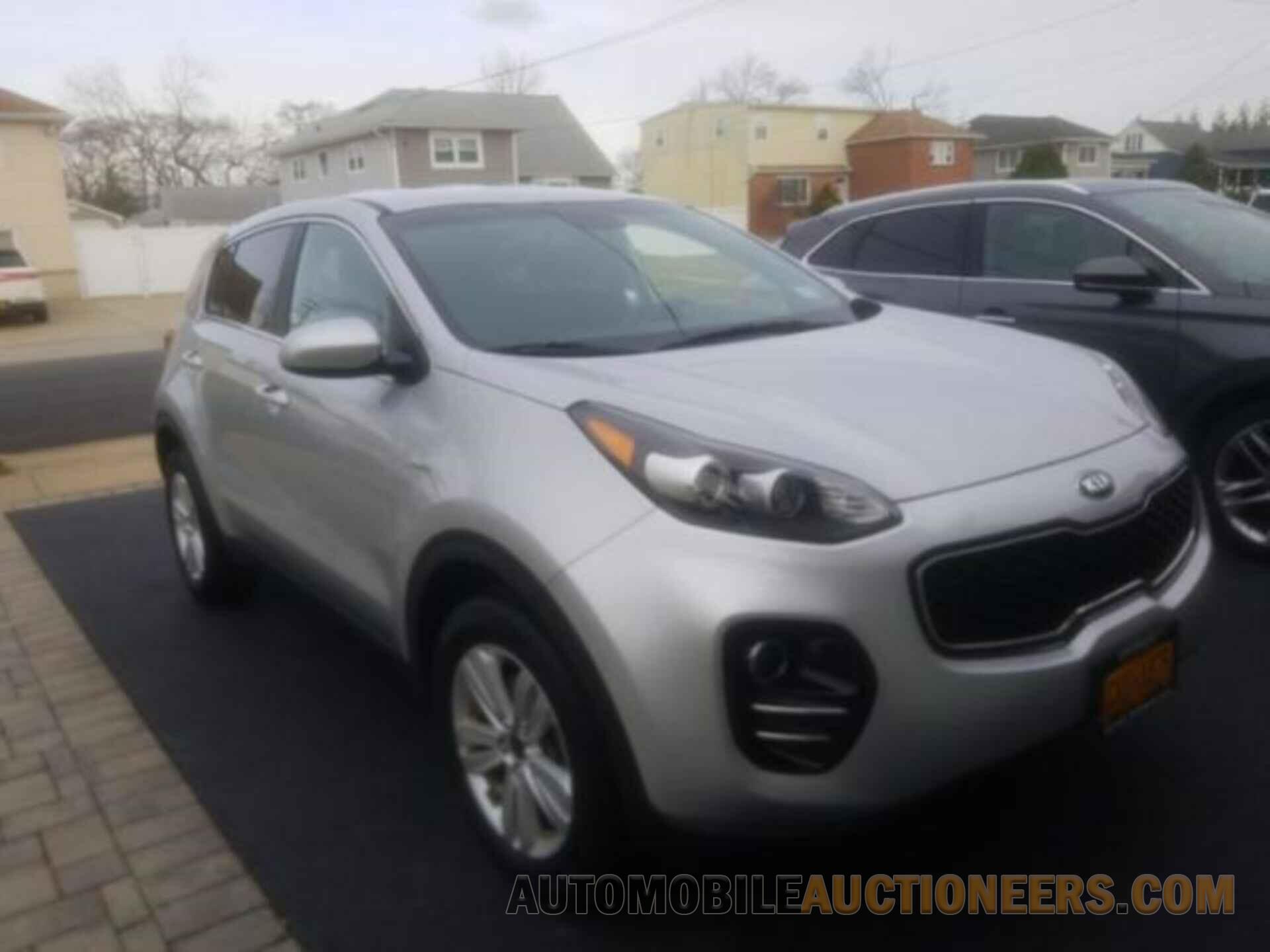 KNDPMCAC8J7400944 KIA SPORTAGE 2018