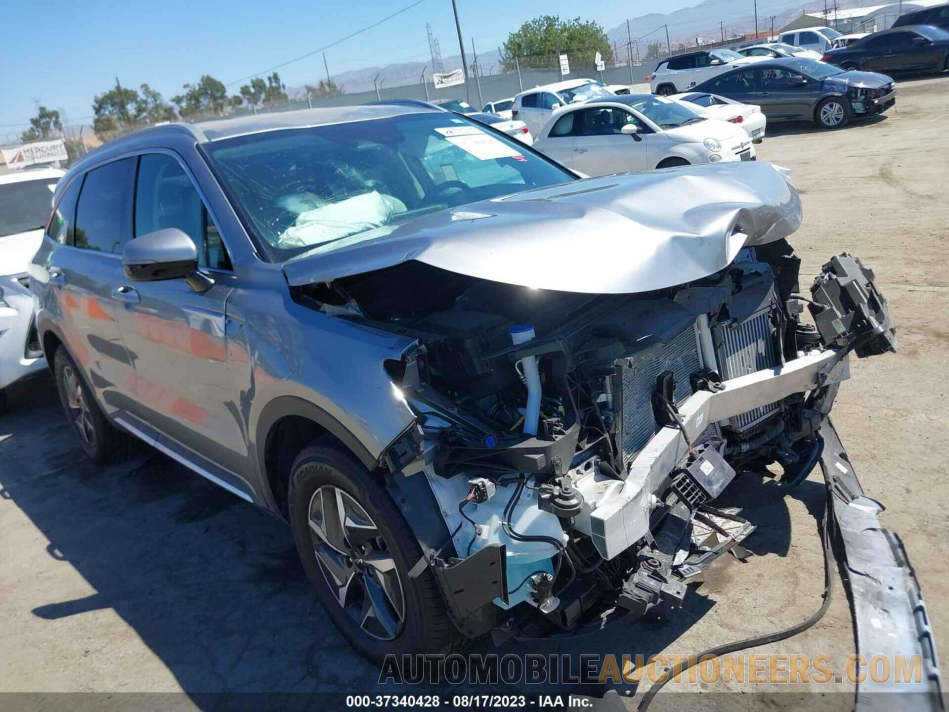 KNDRG4LG1N5085413 KIA SORENTO HYBRID 2022