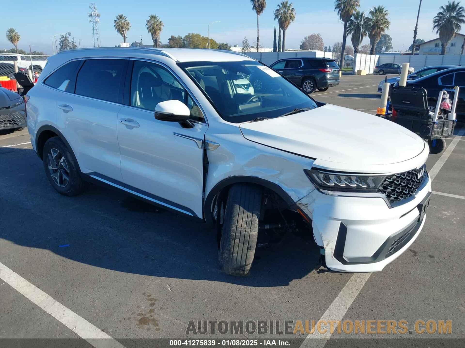 KNDRG4LG2N5086909 KIA SORENTO HYBRID 2022