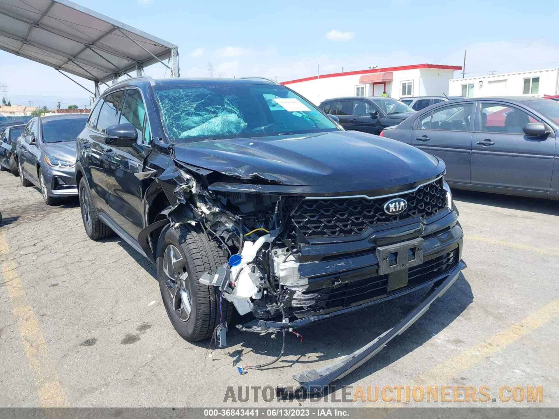 KNDRH4LG8M5033238 KIA SORENTO HYBRID 2021