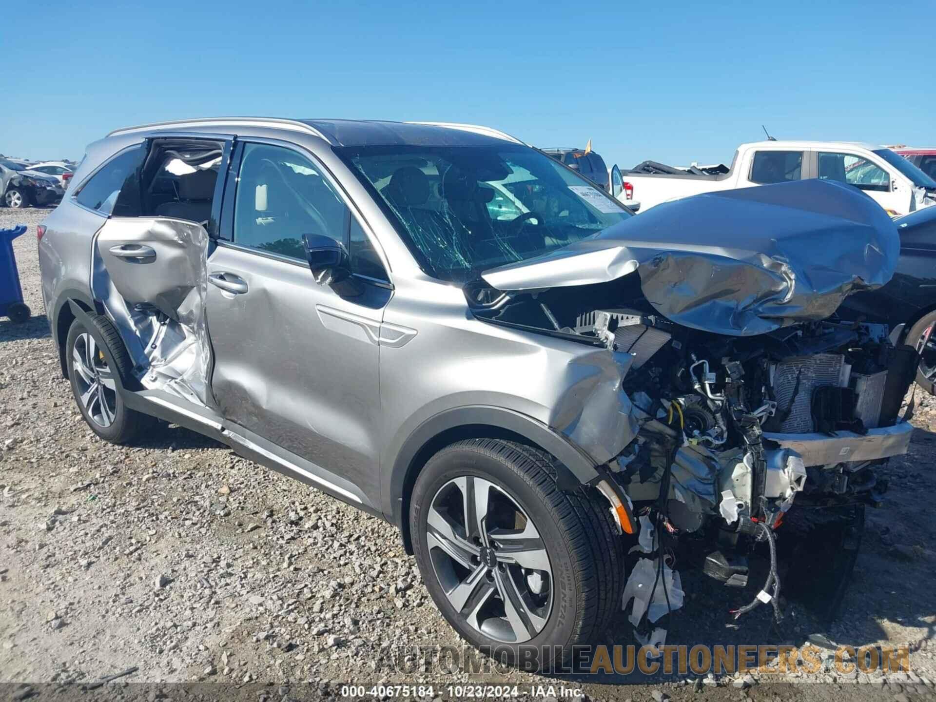 KNDRHDLG8P5183841 KIA SORENTO HYBRID 2023