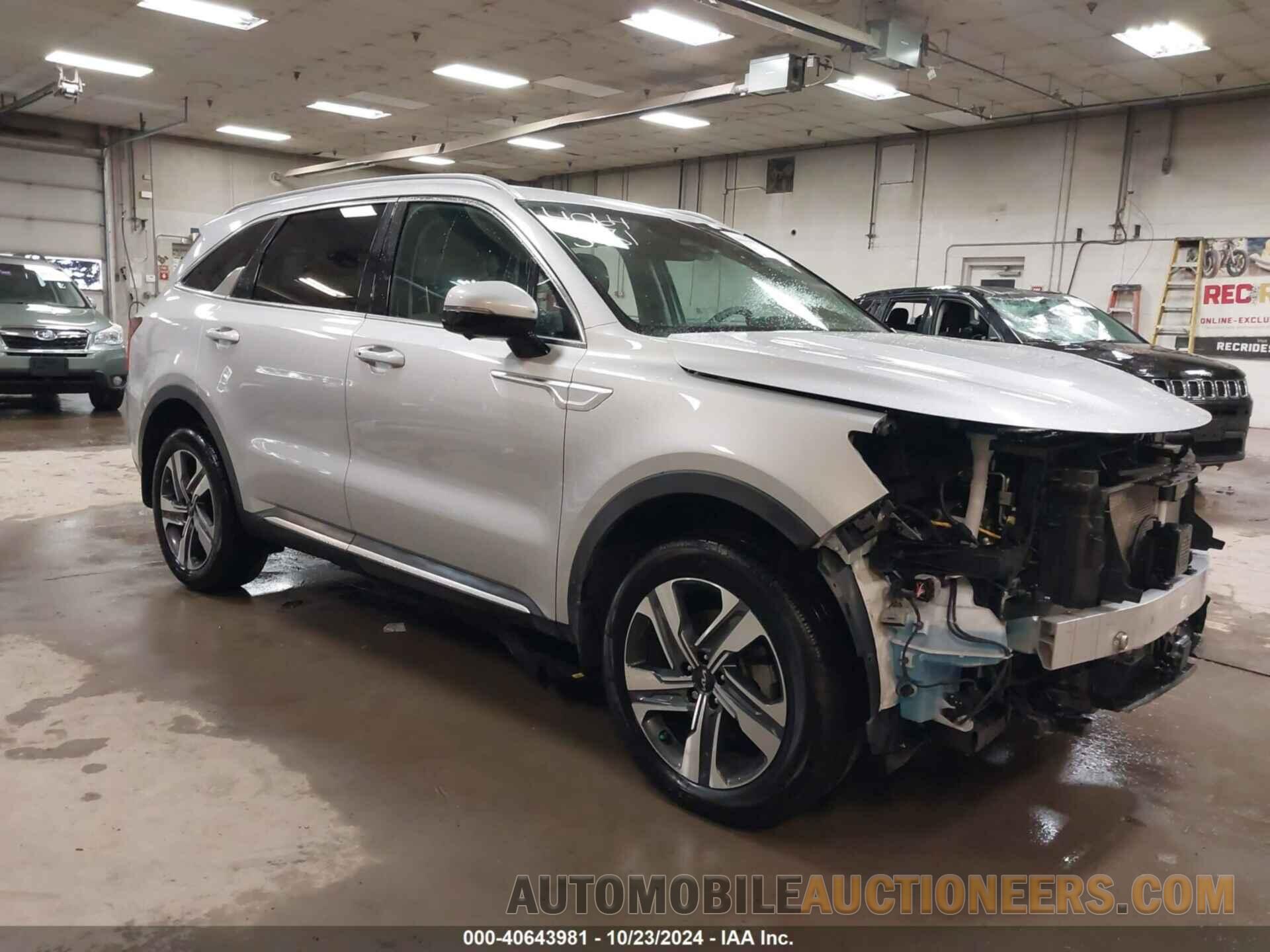 KNDRKDLG8P5228441 KIA SORENTO HYBRID 2023