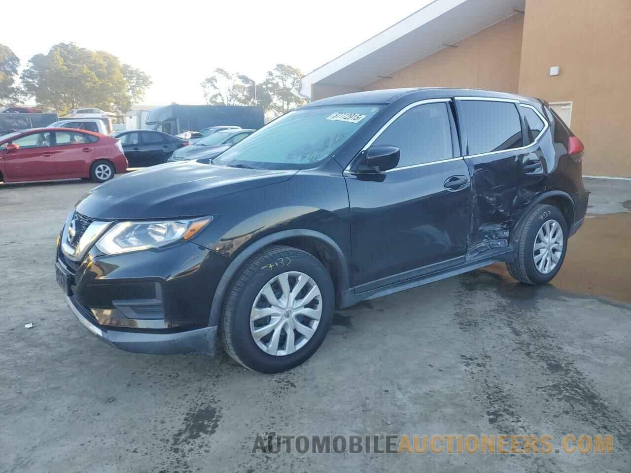 KNMAT2MT0HP568165 NISSAN ROGUE 2017