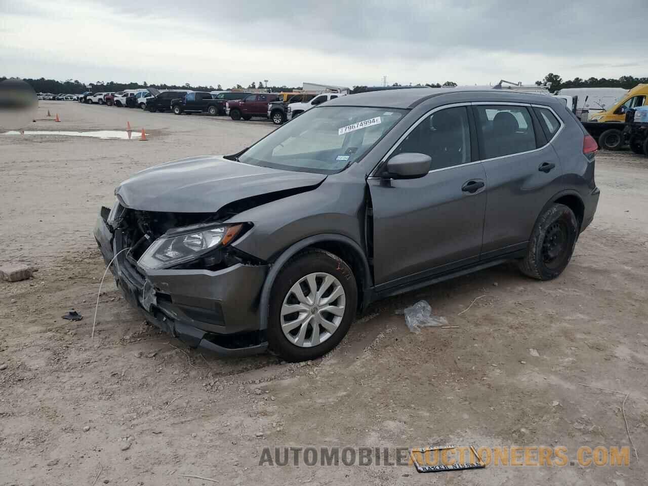 KNMAT2MT0HP616957 NISSAN ROGUE 2017