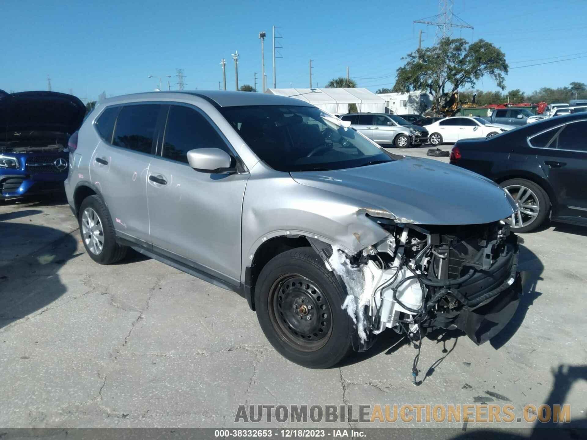 KNMAT2MT1JP583165 NISSAN ROGUE 2018