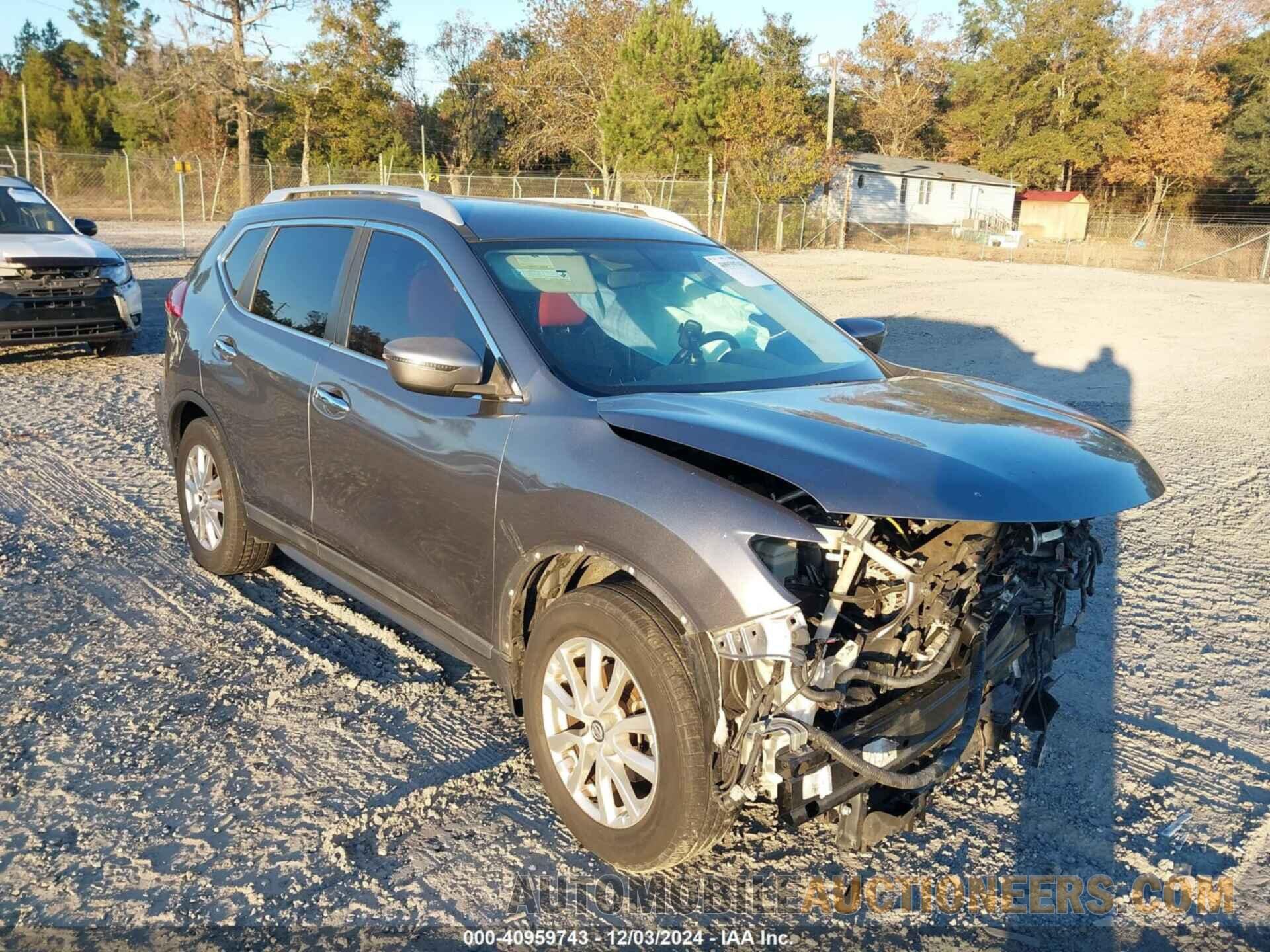 KNMAT2MT1JP599026 NISSAN ROGUE 2018