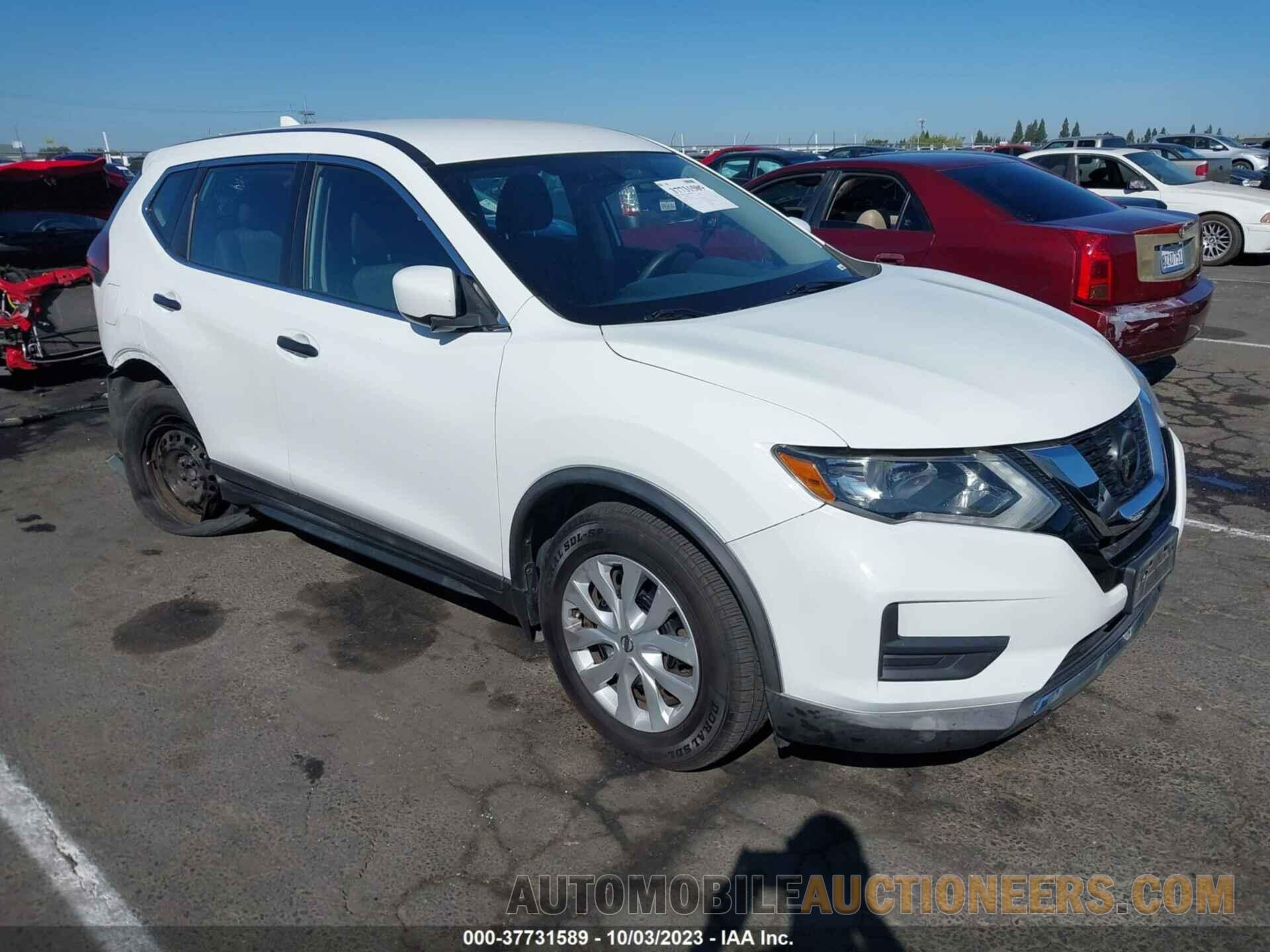 KNMAT2MT1JP620988 NISSAN ROGUE 2018