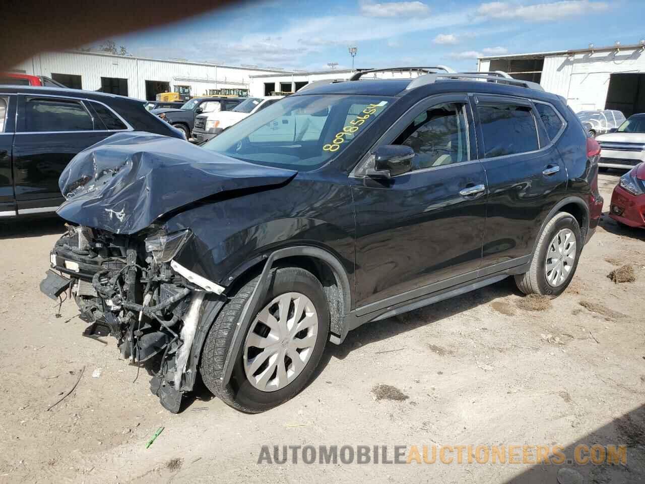 KNMAT2MT2HP579264 NISSAN ROGUE 2017