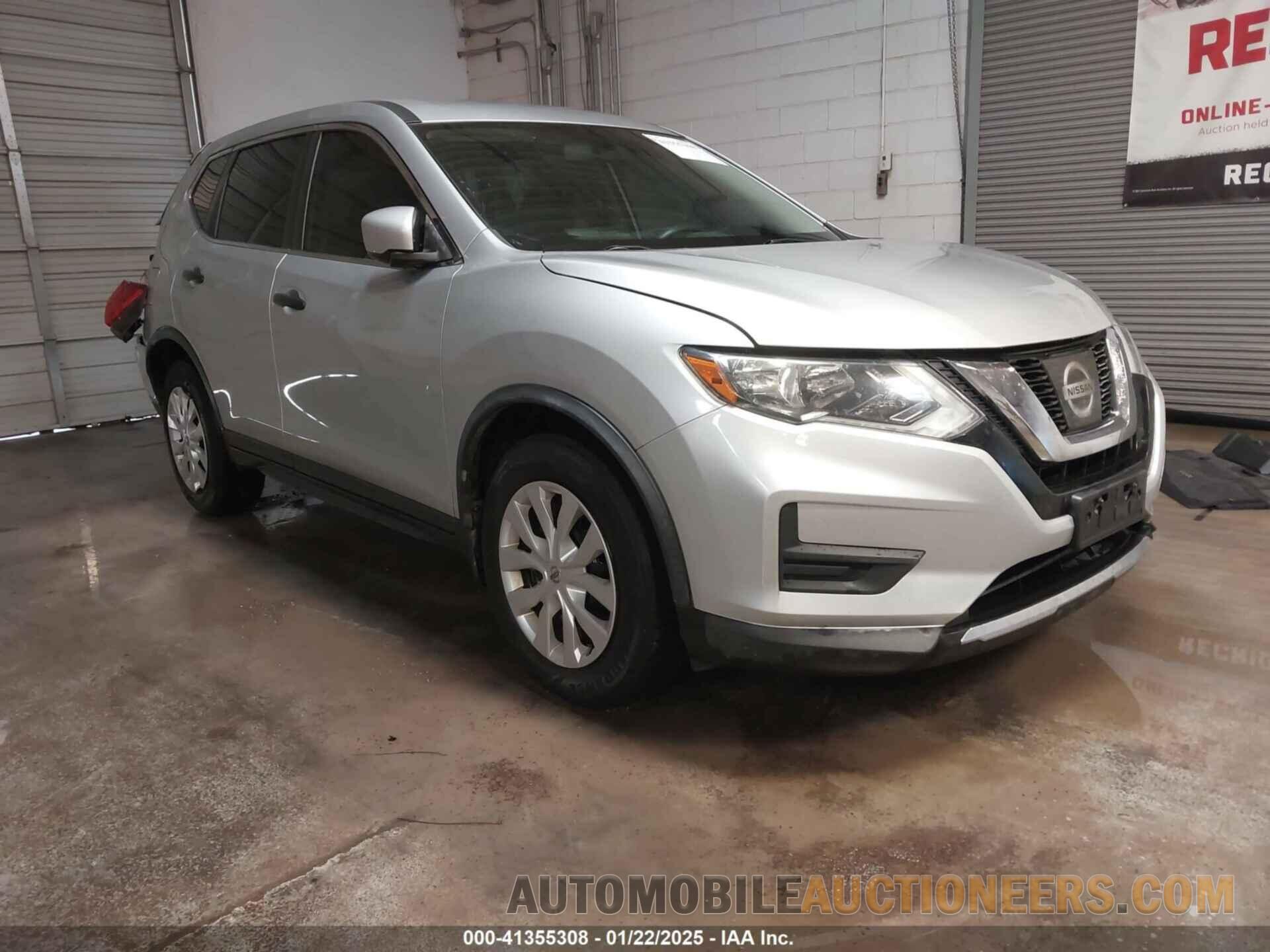 KNMAT2MT2HP590796 NISSAN ROGUE 2017