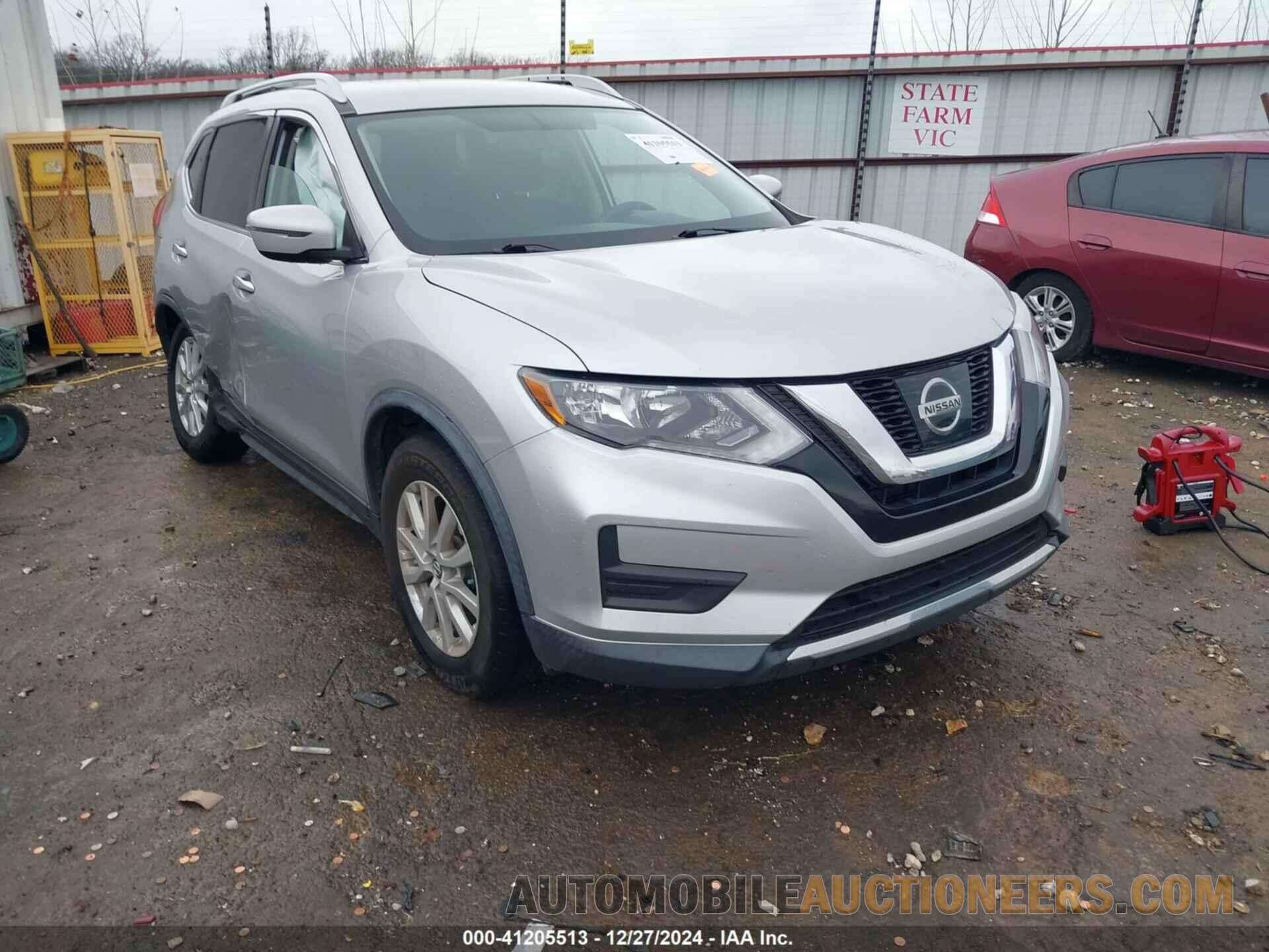 KNMAT2MT2HP612845 NISSAN ROGUE 2017